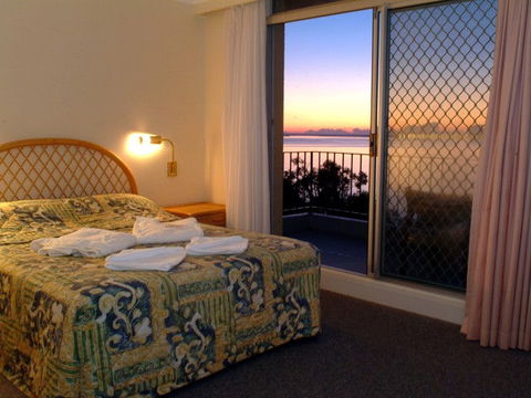 Ibis Styles Salamander Shores - Getaway Accommodation 0