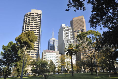 Mercure Melbourne Treasury Gardens - Getaway Accommodation 3