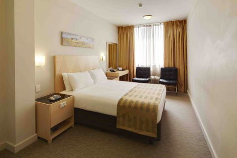 Quality Hotel Ambassador Perth - Getaway Accommodation 6