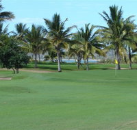 Queens Beach Tourist Village - Getaway Accommodation