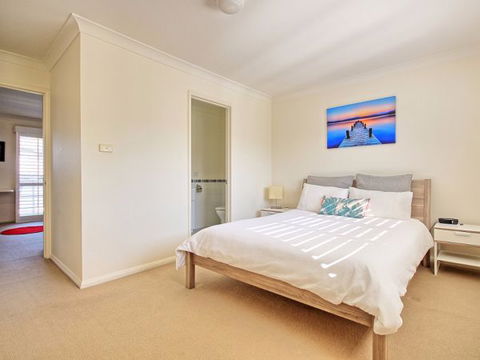 Seaview - Getaway Accommodation 80
