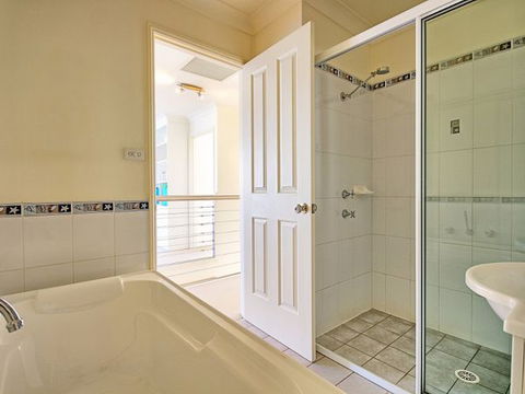 Seaview - Getaway Accommodation 83