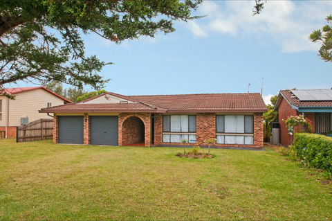 Culburra Cottage - Getaway Accommodation 244