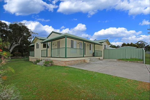Culburra Cottage - Getaway Accommodation 256