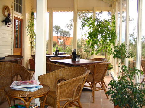 The Lily Dutch Windmill - Getaway Accommodation 0