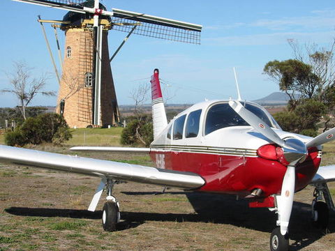 The Lily Dutch Windmill - Getaway Accommodation 3