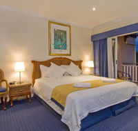 Tinaroo Lake Resort - Holiday Apartments - Getaway Accommodation