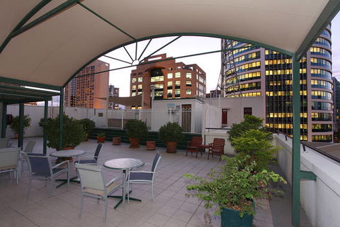 ULTIQA Rothbury Hotel - Getaway Accommodation 4