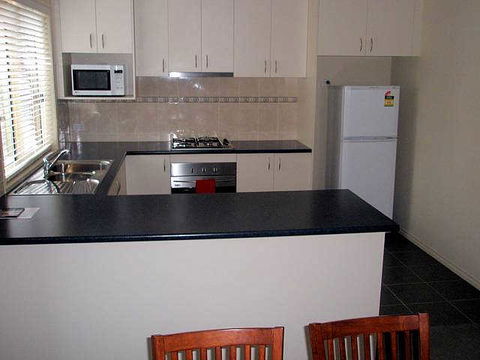 Victoria Lodge Motor Inn & Serviced Apartments - Getaway Accommodation 2