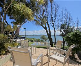 Culburra Cottage - Getaway Accommodation 2
