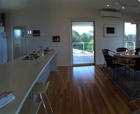 Sapphire Beach B&B - Getaway Accommodation 3