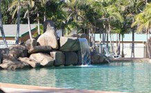 Merry Beach Caravan Resort - Getaway Accommodation 5