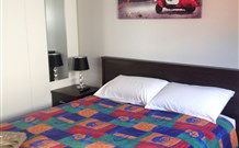 Sapphire City Caravan Park - Getaway Accommodation 1