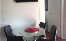 Sapphire City Caravan Park - Getaway Accommodation 2