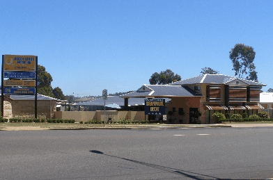 Ascot Lodge Motor Inn Kingaroy - Getaway Accommodation 1
