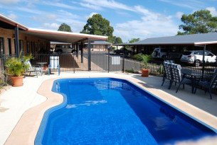 Ascot Lodge Motor Inn Kingaroy - Getaway Accommodation 2