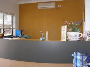 Ascot Lodge Motor Inn Kingaroy - Getaway Accommodation 4