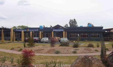 Sapphire City Motor Inn - Getaway Accommodation 3