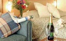 Escape @ Valentine - Getaway Accommodation 0