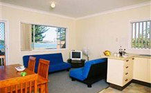 Escape @ Valentine - Getaway Accommodation 3