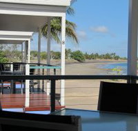 Tropical Beach Caravan Park - Getaway Accommodation