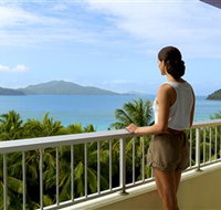 Hamilton Island Reef View Hotel - Getaway Accommodation
