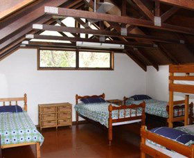 Salty Towers - Getaway Accommodation 3