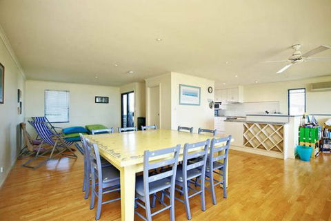 Unwind At Coast On Newell - Getaway Accommodation 17
