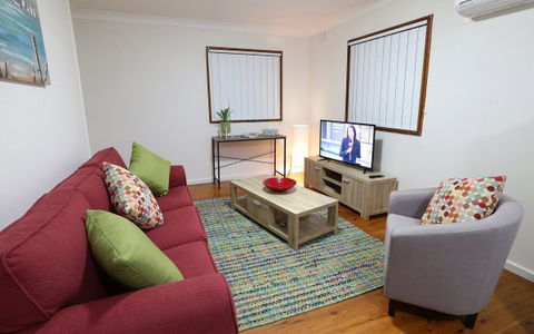 Waratah Beach Breaks - Getaway Accommodation 0