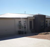 Four Seas - Getaway Accommodation
