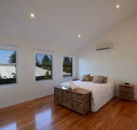 Dream Catcher Beach House - Getaway Accommodation