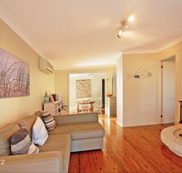 Hayes Beach House - Getaway Accommodation