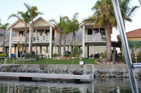 Marina Palms - Getaway Accommodation 0