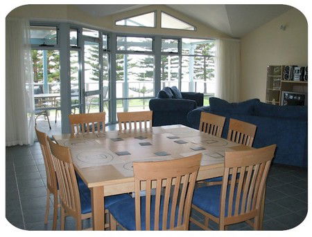Port Lincoln Foreshore Apartments - Getaway Accommodation 1