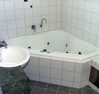 Tasman Beachside Apartments - Getaway Accommodation