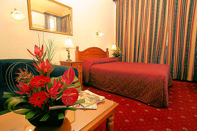 Quality Hotel Colonial Launceston - Getaway Accommodation 0