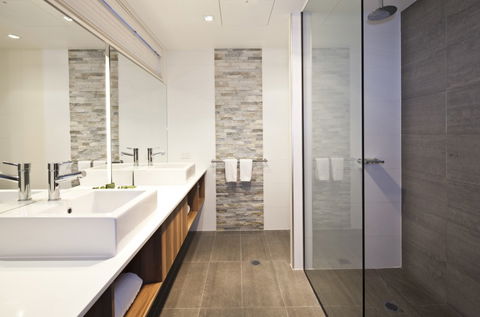 BEST WESTERN PLUS Ballarat Suites - Getaway Accommodation 1