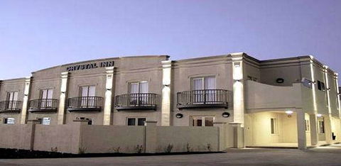 Best Western Crystal Inn - Getaway Accommodation 1