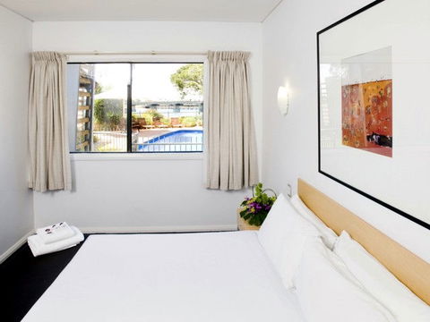 Majestic Oasis Apartments - Getaway Accommodation 2