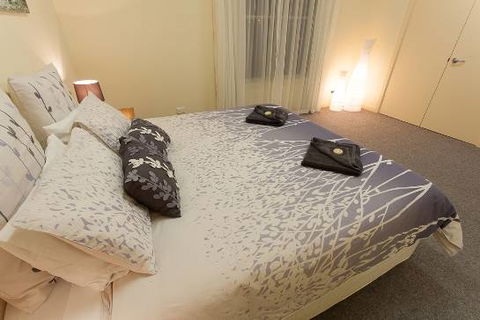 Port Lincoln Foreshore Apartments - Getaway Accommodation 4