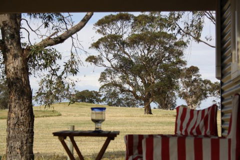 Rabbiter's Hut - Getaway Accommodation 4