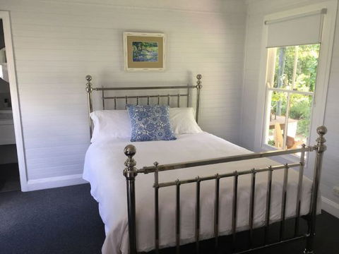 Drayshed Cottage - Getaway Accommodation 1
