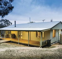 Lavender Vale Cottage - Getaway Accommodation