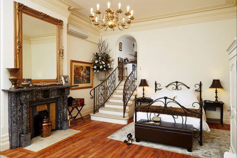 The Suites, Villa Belgravia - Getaway Accommodation 1