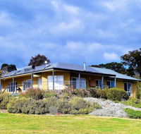Wild Dog Rise - Getaway Accommodation