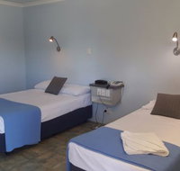 Queens Beach Hotel - Getaway Accommodation