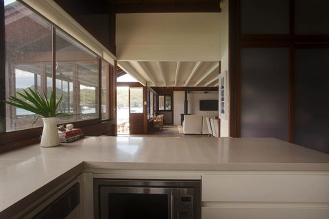 Scotland Island Retreat - Getaway Accommodation 8