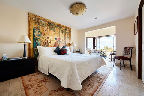 The Church House Gourmet Retreat - Getaway Accommodation 6