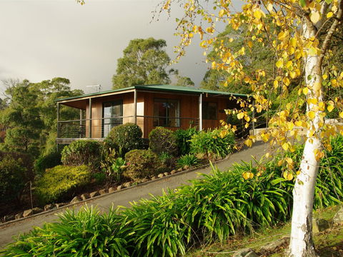 Viewenmore Villa Bed & Breakfast - Getaway Accommodation 1