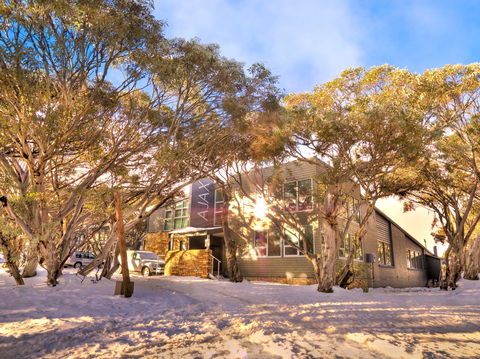 Ajax Ski Club - Getaway Accommodation 0
